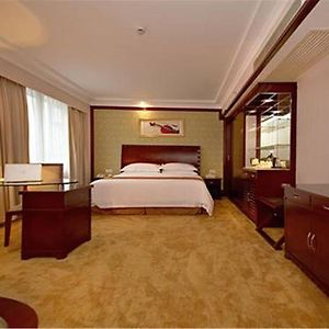 Executive King Room
